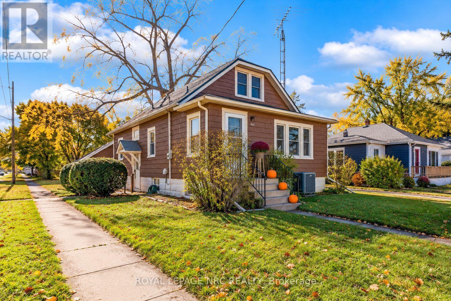 301 DUFFERIN STREET, Fort Erie, Ontario