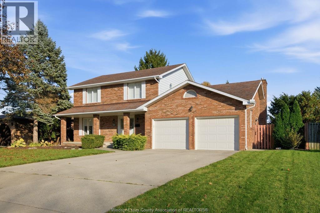 559 Harbourne Crescent, Tecumseh, Ontario  N8N 3J5 - Photo 2 - 26026603