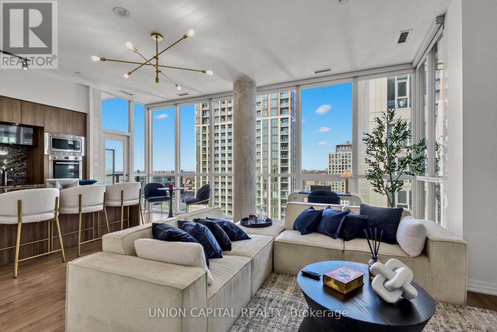 Ph1 - 88 Blue Jays Way, Toronto, Ontario  M5V 0L7 - Photo 2 - C14127744