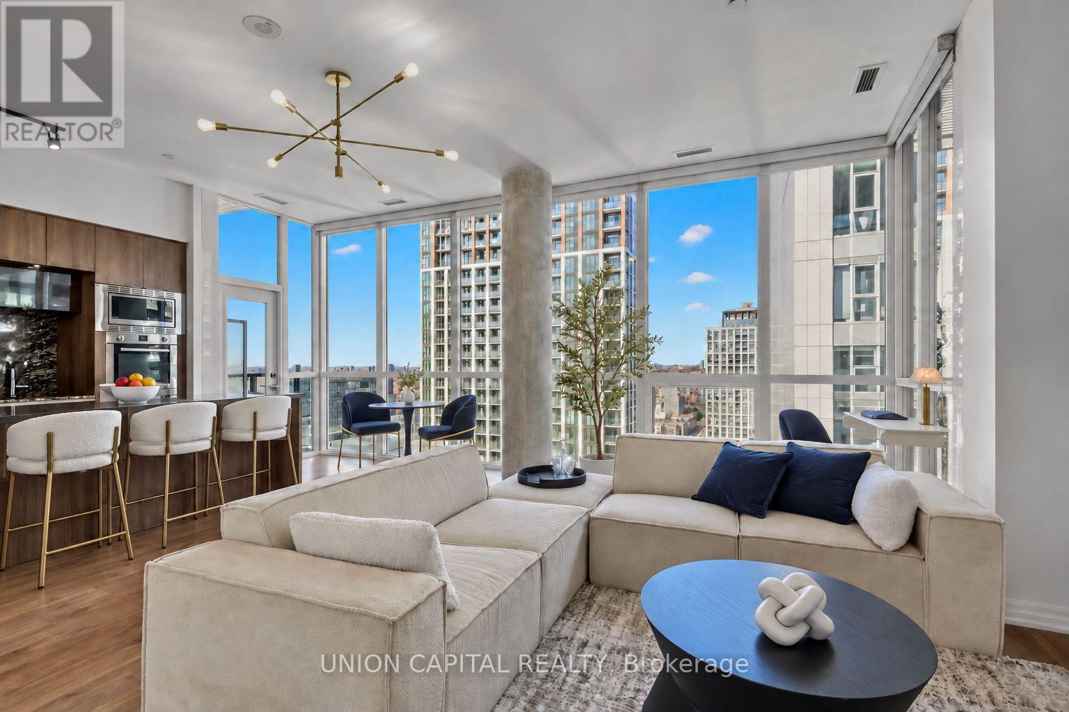 Ph1 - 88 Blue Jays Way, Toronto, Ontario  M5V 0L7 - Photo 3 - C14127744
