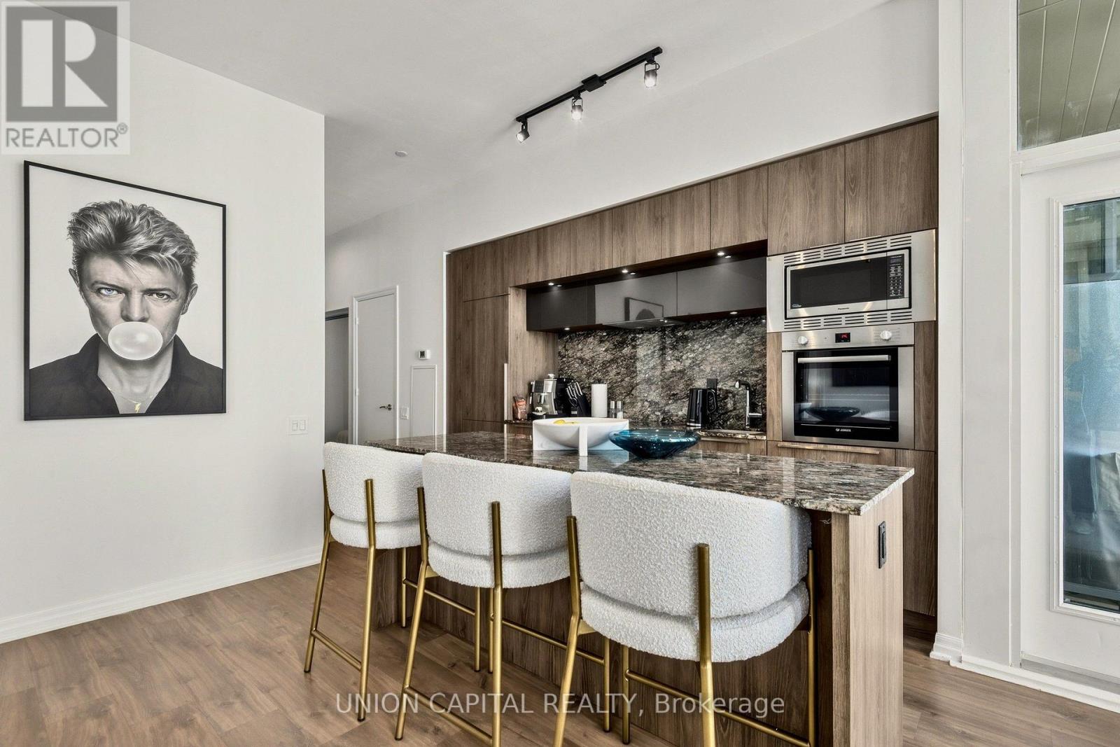 Ph1 - 88 Blue Jays Way, Toronto, Ontario  M5V 0L7 - Photo 5 - C14127744
