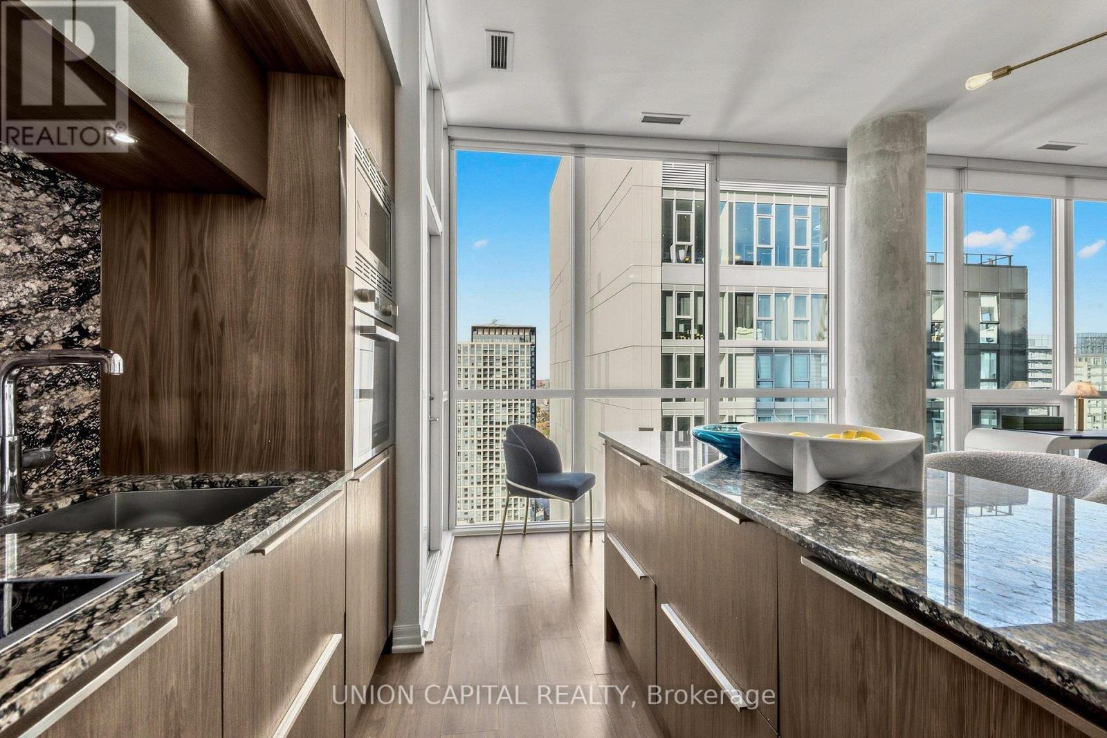 Ph1 - 88 Blue Jays Way, Toronto, Ontario  M5V 0L7 - Photo 8 - C14127744