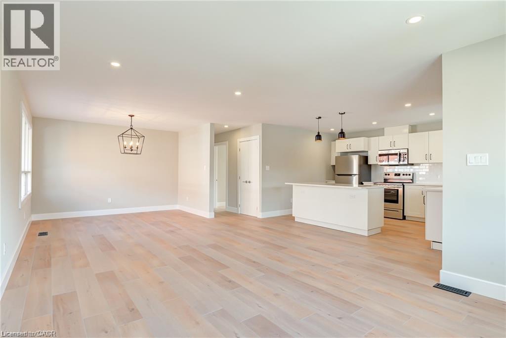 155 Doon Road Unit# Upper, Kitchener, Ontario  N2G 3E1 - Photo 2 - 40874717