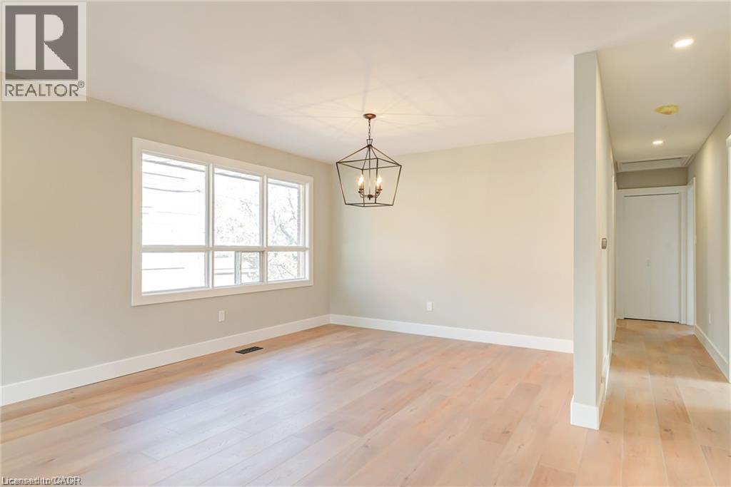 155 Doon Road Unit# Upper, Kitchener, Ontario  N2G 3E1 - Photo 3 - 40874717
