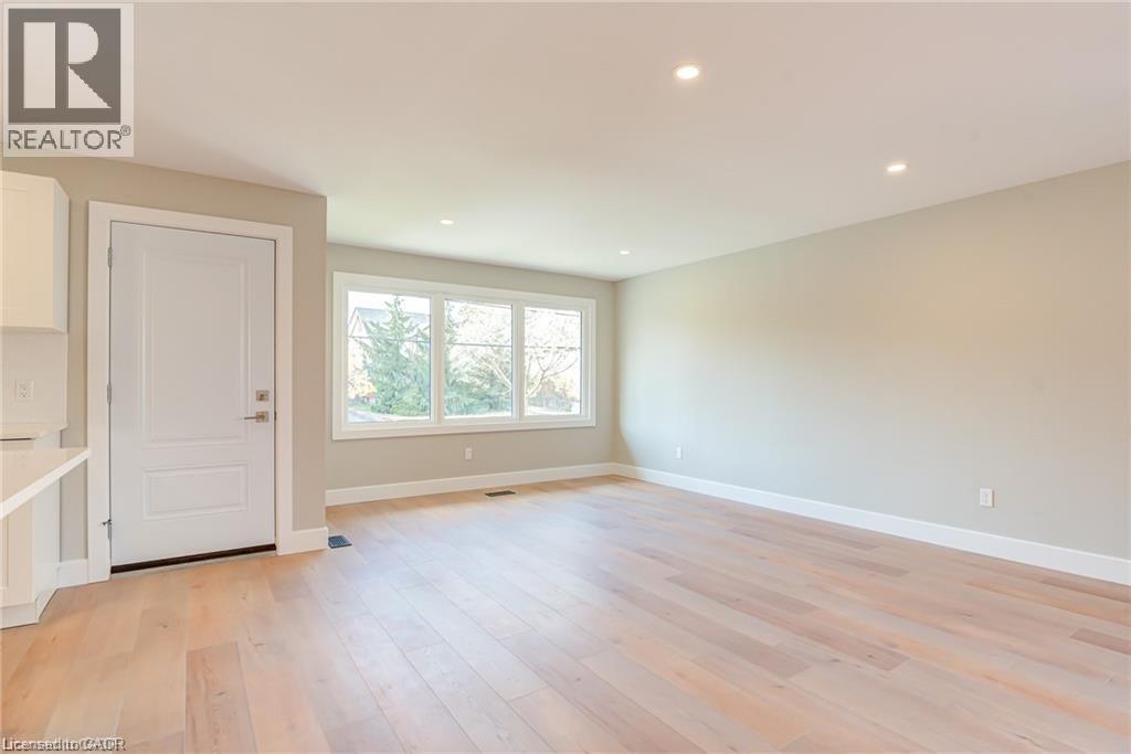 155 Doon Road Unit# Upper, Kitchener, Ontario  N2G 3E1 - Photo 4 - 40874717