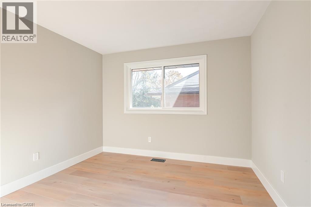 155 Doon Road Unit# Upper, Kitchener, Ontario  N2G 3E1 - Photo 8 - 40874717