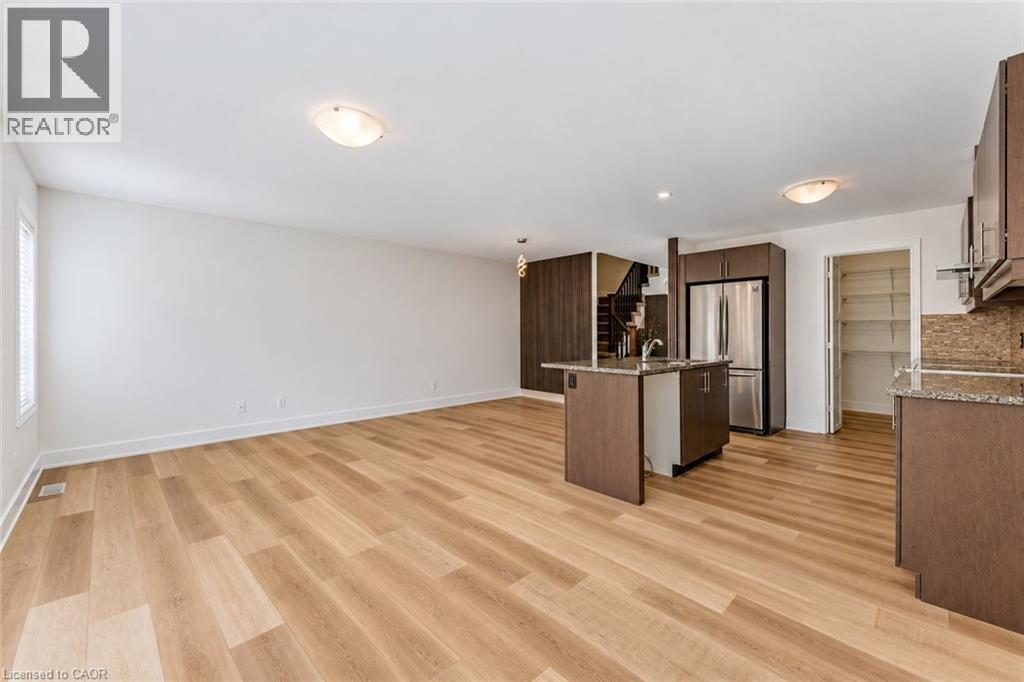 81 Woodedge Circle, Kitchener, Ontario  N2R 0P8 - Photo 13 - 40874676