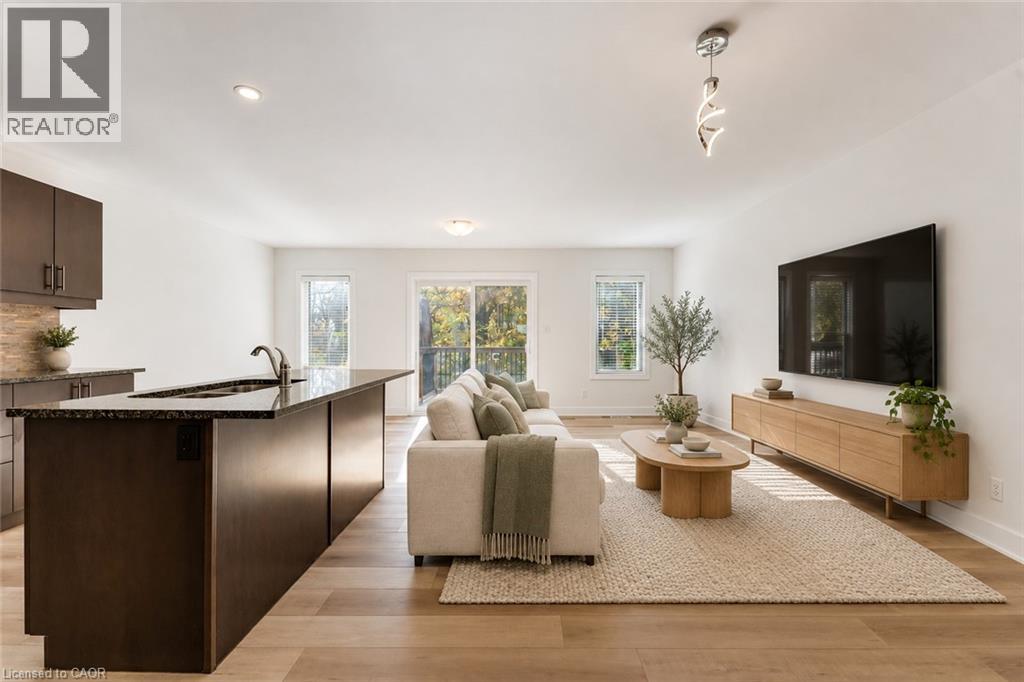 81 Woodedge Circle, Kitchener, Ontario  N2R 0P8 - Photo 6 - 40874676