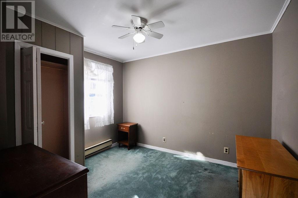 6 Mount Pleasant Street, Placentia — photo 10