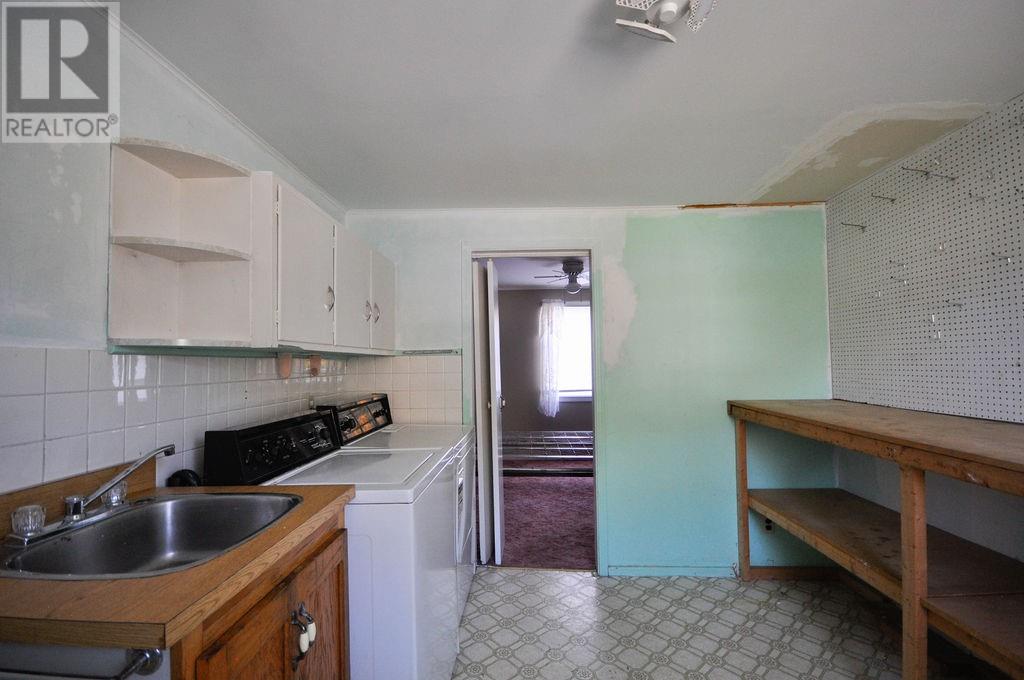 6 Mount Pleasant Street, Placentia — photo 16