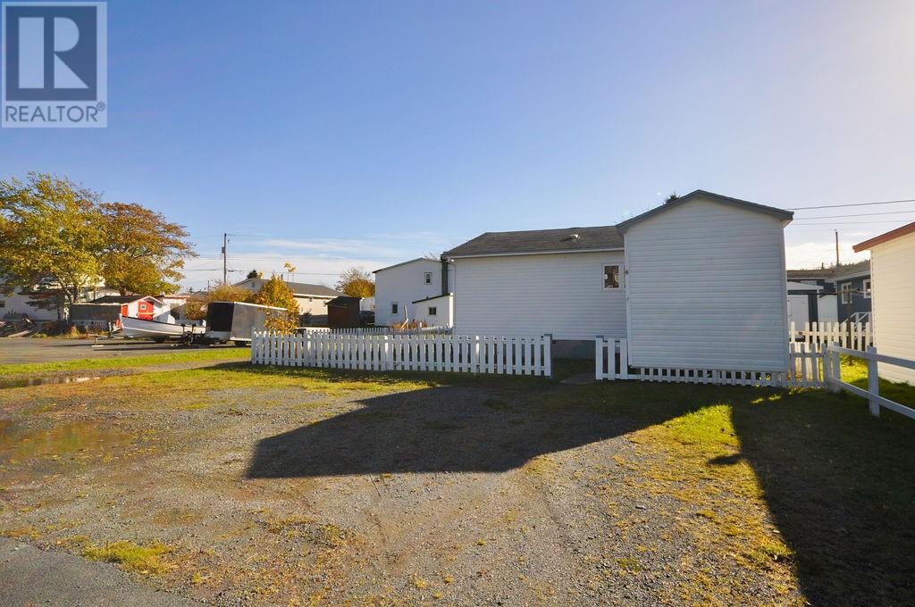 6 Mount Pleasant Street, Placentia — photo 19