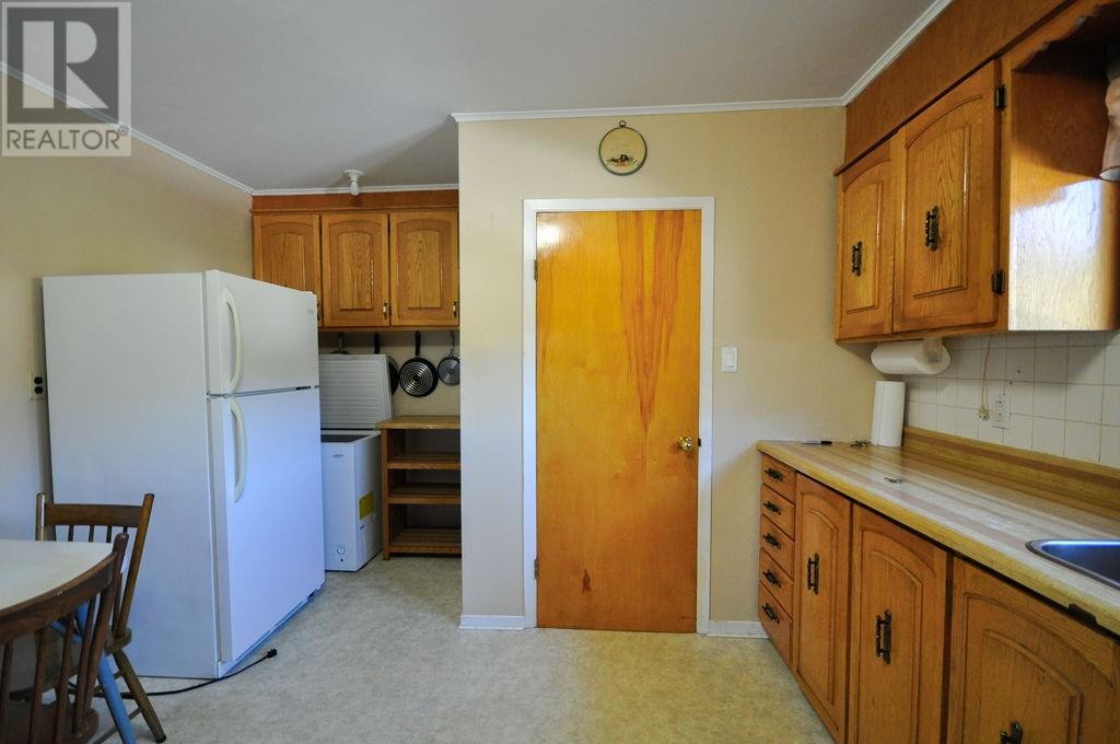 6 Mount Pleasant Street, Placentia — photo 6