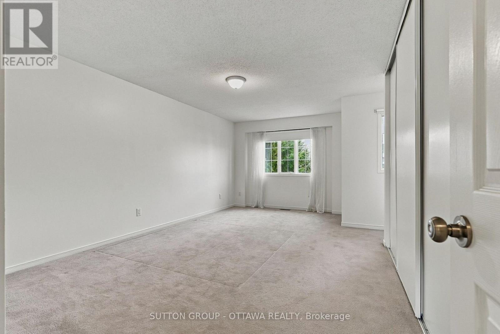 22 Manhattan Crescent, Ottawa, Ontario  K2C 4B4 - Photo 18 - X14127762