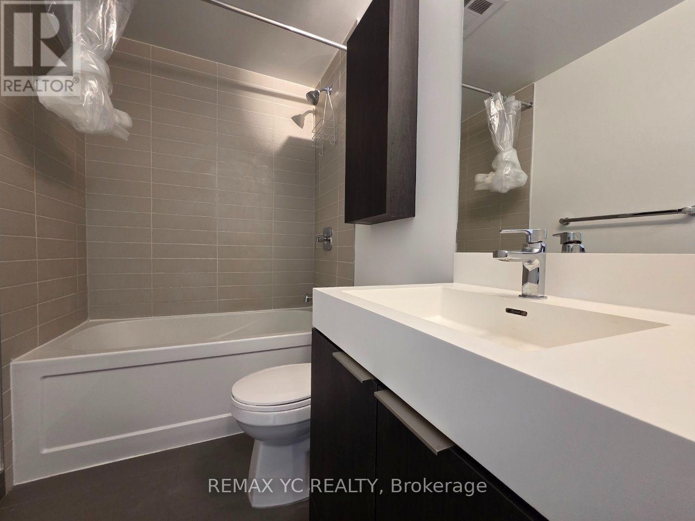 213 - 11 Maryport Avenue, Toronto, Ontario  M3M 0E2 - Photo 3 - W14127728