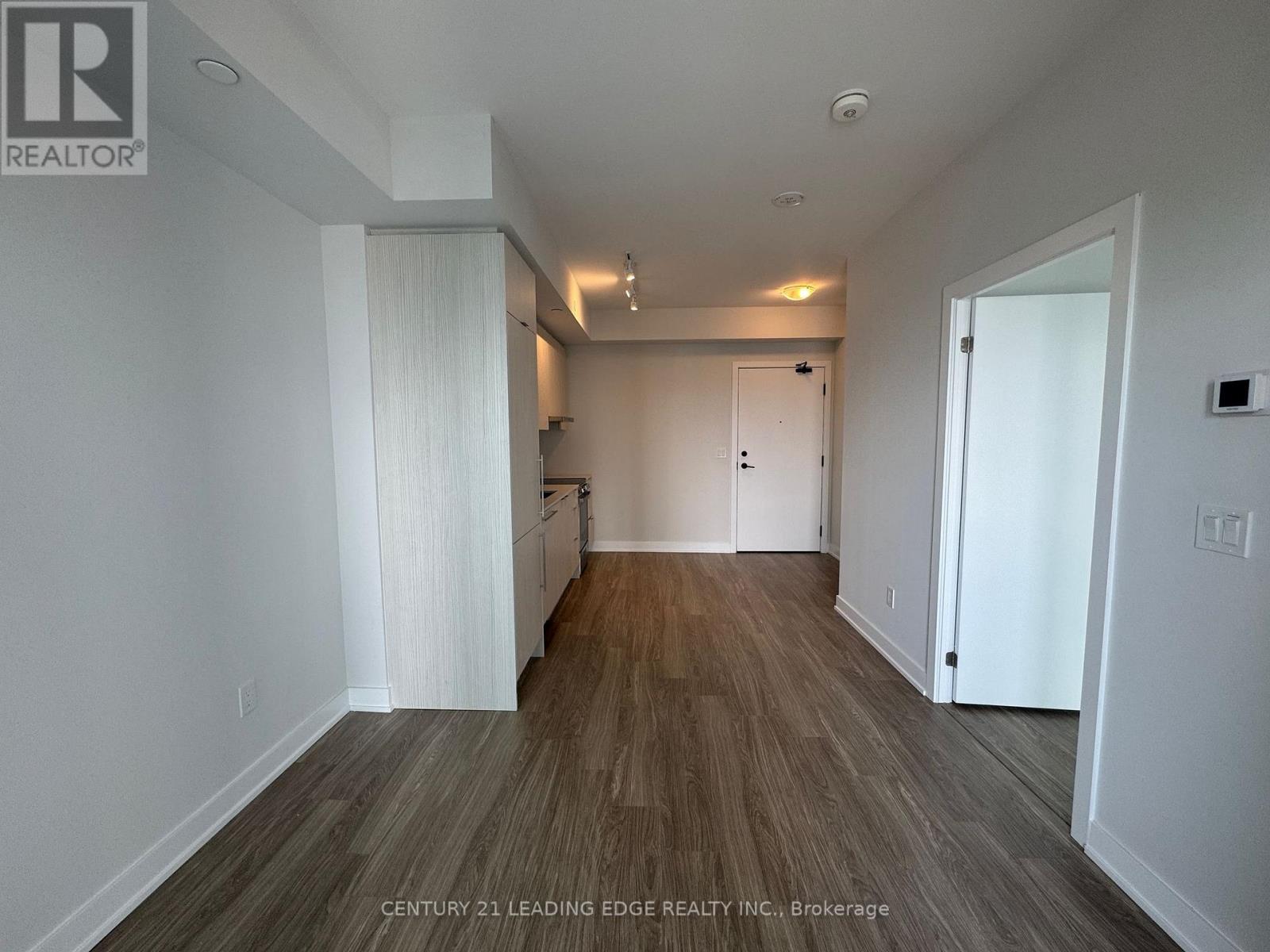 2202 - 430 Square One Drive, Mississauga (Creditview), Ontario  L5B 0L6 - Photo 8 - W14127782