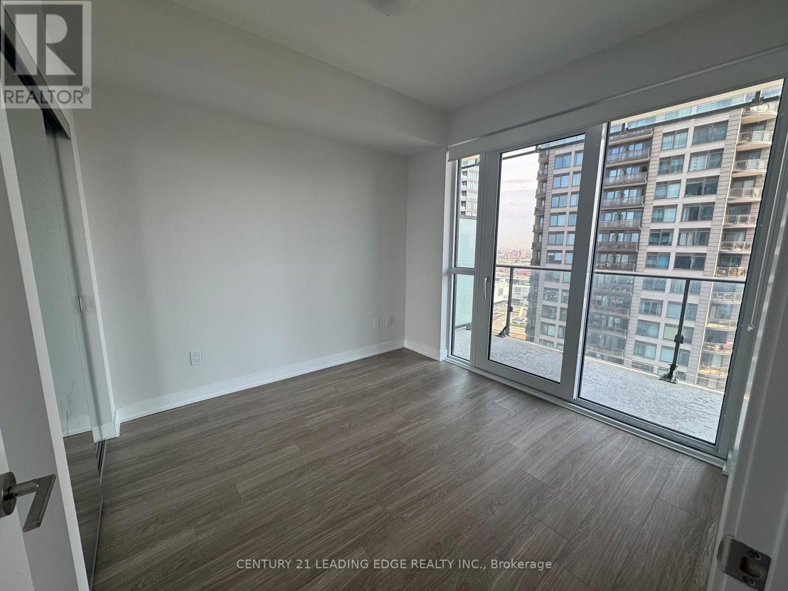 2202 - 430 Square One Drive, Mississauga (Creditview), Ontario  L5B 0L6 - Photo 9 - W14127782