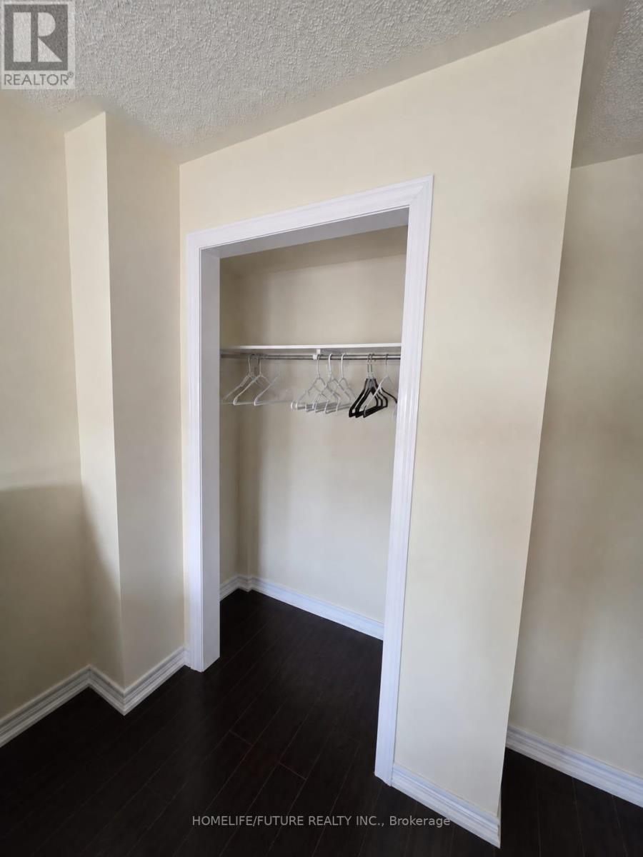 27 Saint Dennis Road, Brampton, Ontario  L6R 3W7 - Photo 10 - W14127784