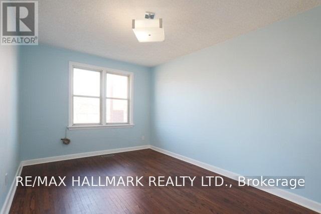 26 Imogene Avenue, Toronto, Ontario  M9M 1N7 - Photo 7 - W14127818