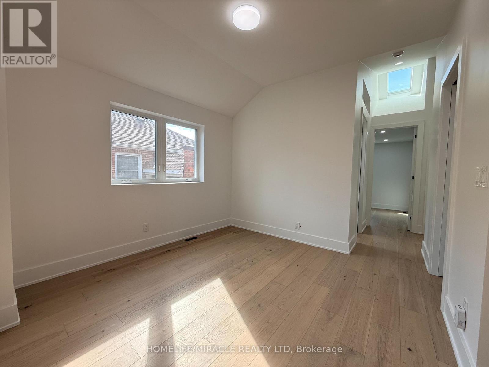 20 Shaneen Boulevard, Toronto, Ontario  M1R 1B7 - Photo 8 - E14127410