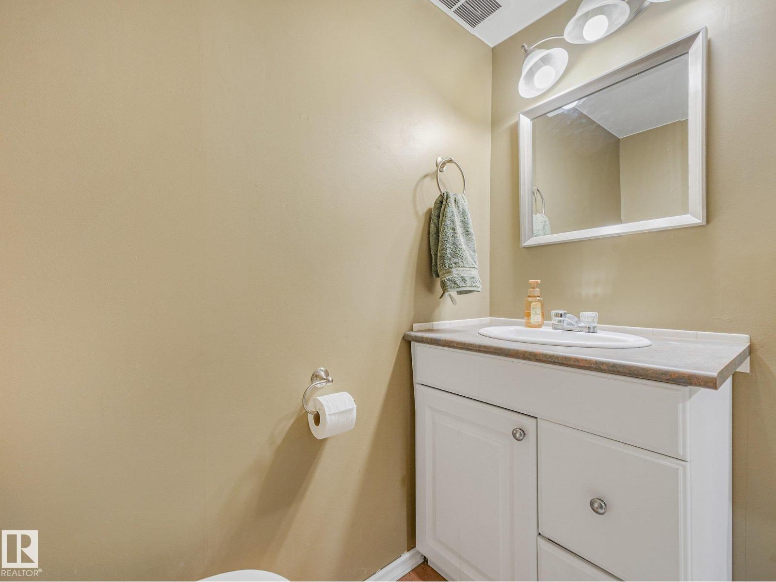 14708 62 ST NW