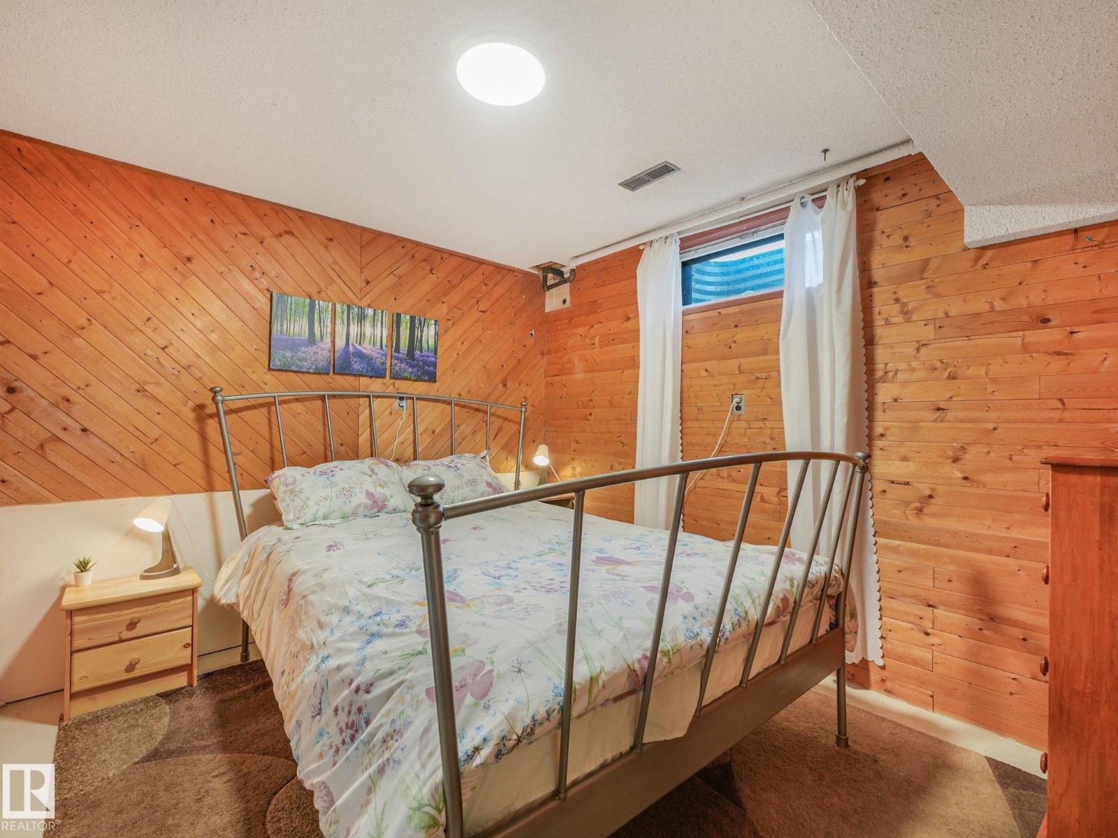 14708 62 ST NW