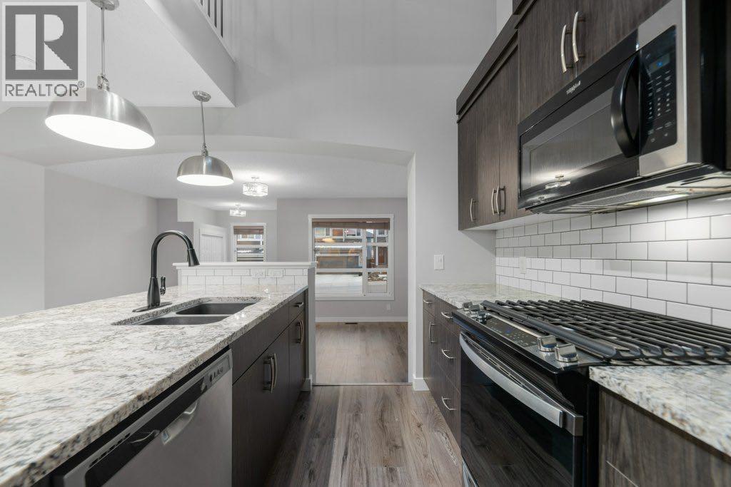 102 Seton Grove SE