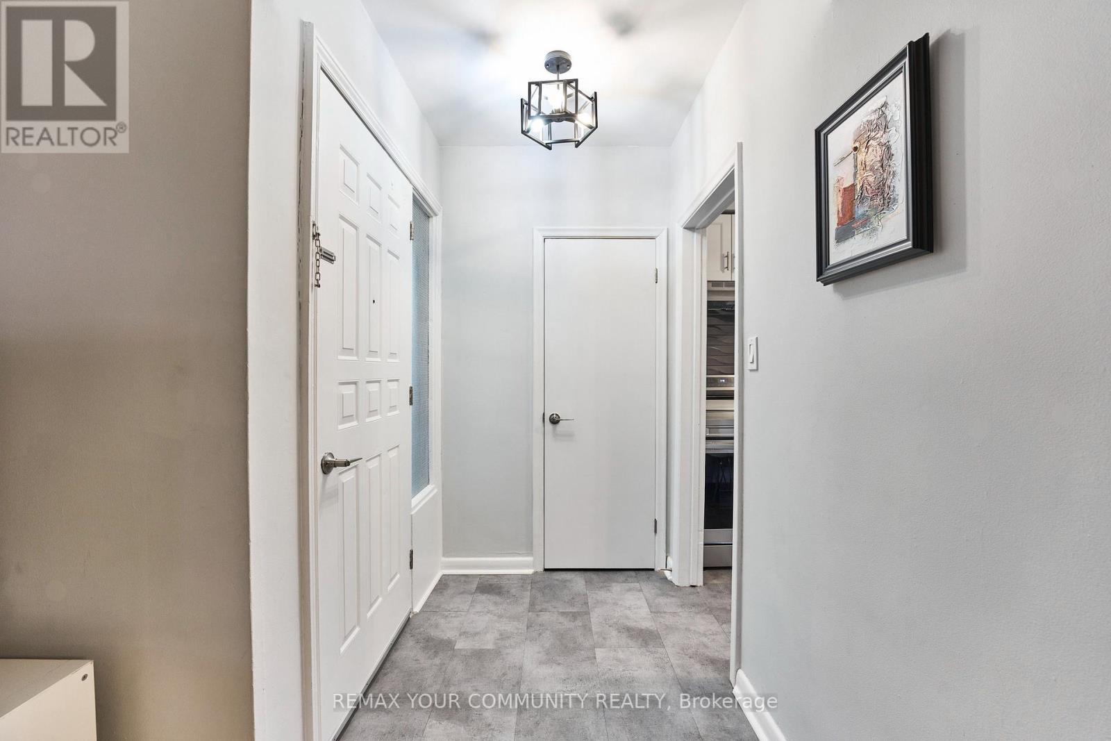 2 - 156 Overbrook Place, Toronto, Ontario  M3H 4P9 - Photo 2 - C14127854