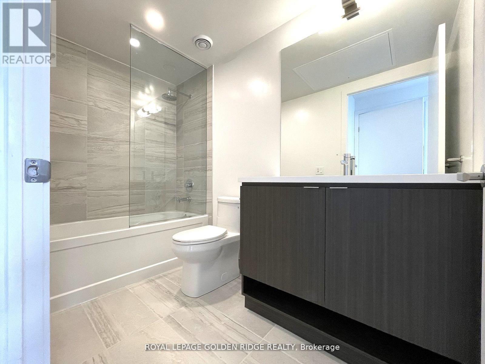 6812 - 55 Cooper Street, Toronto, Ontario  M5E 0G1 - Photo 4 - C14127878