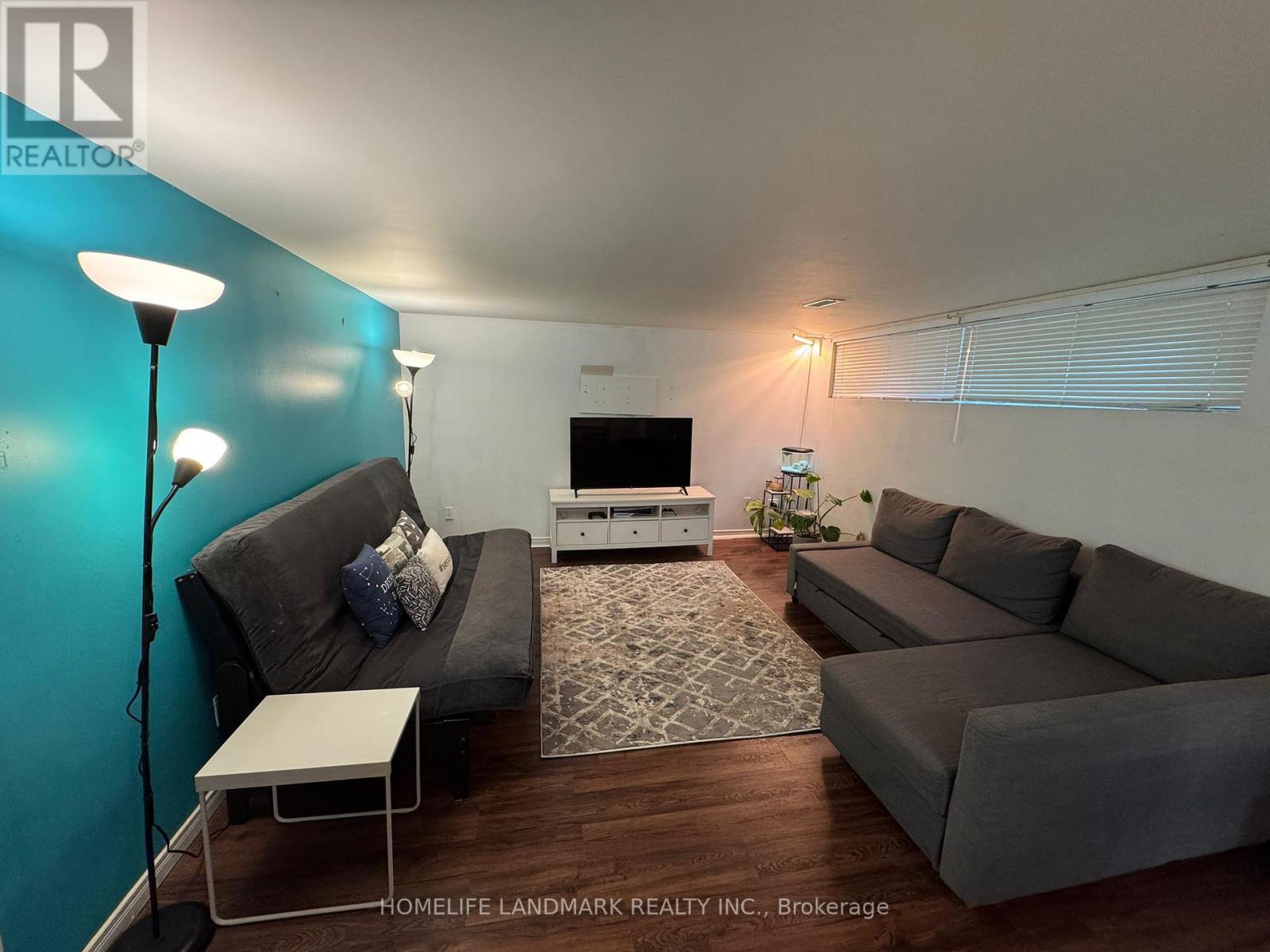 216 Park Home Avenue, Toronto, Ontario  M2R 1A2 - Photo 3 - C14127882