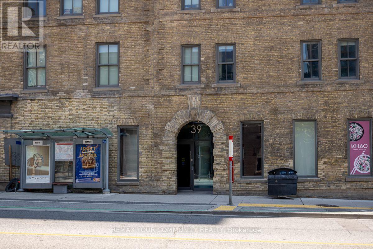 1008 - 39 Sherbourne Street, Toronto, Ontario  M5A 1K2 - Photo 2 - C14127894