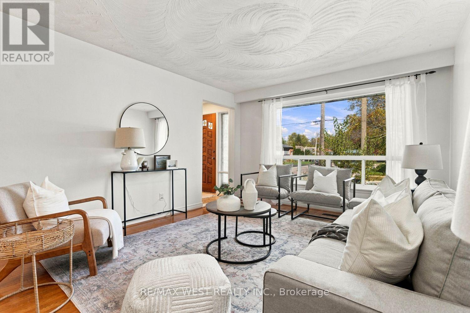 27 Gardentree Street, Toronto, Ontario  M1E 2E8 - Photo 11 - E14127890