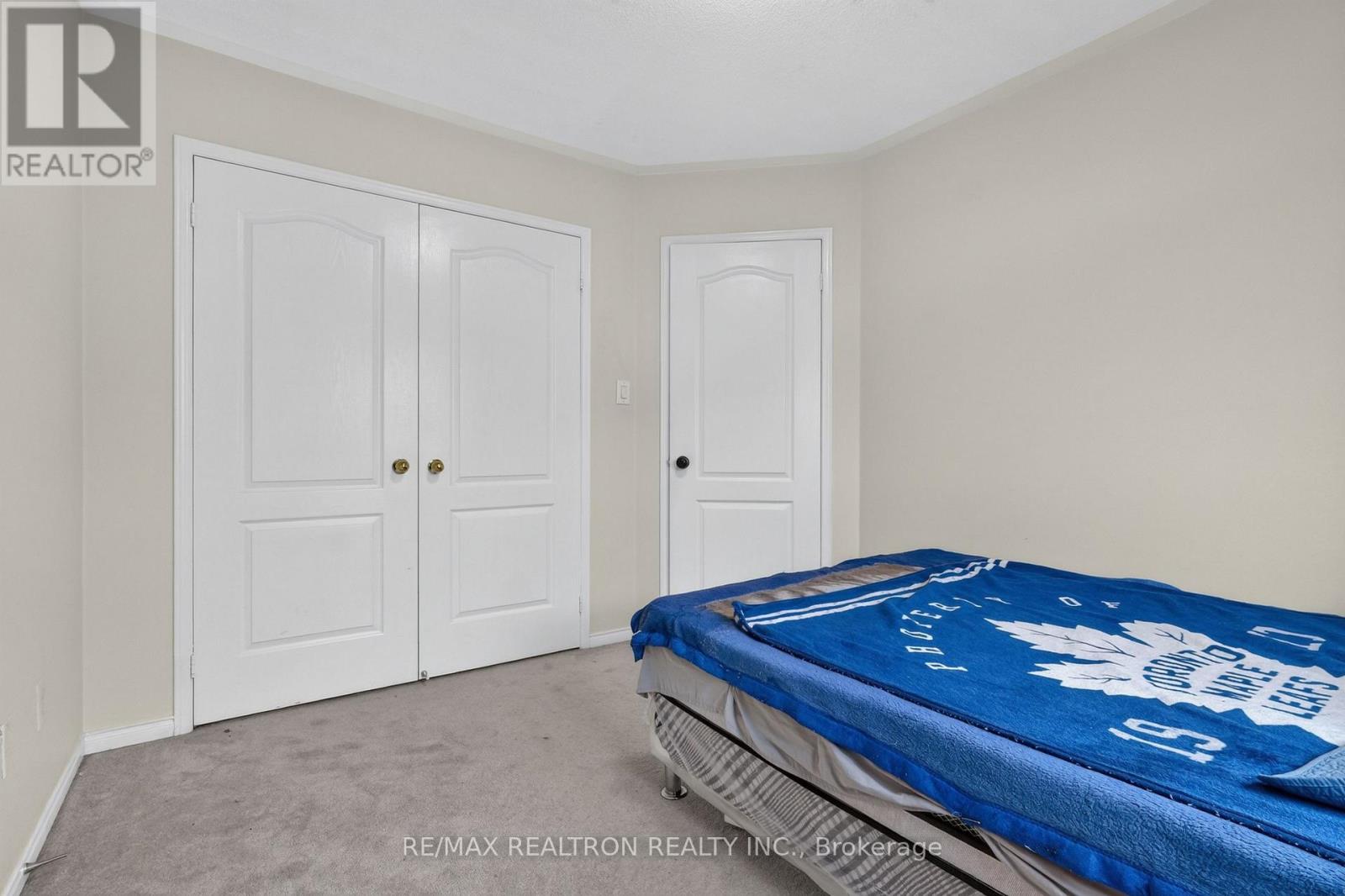 11 Middlecote Drive, Ajax, Ontario  L1T 0A4 - Photo 35 - E14128050