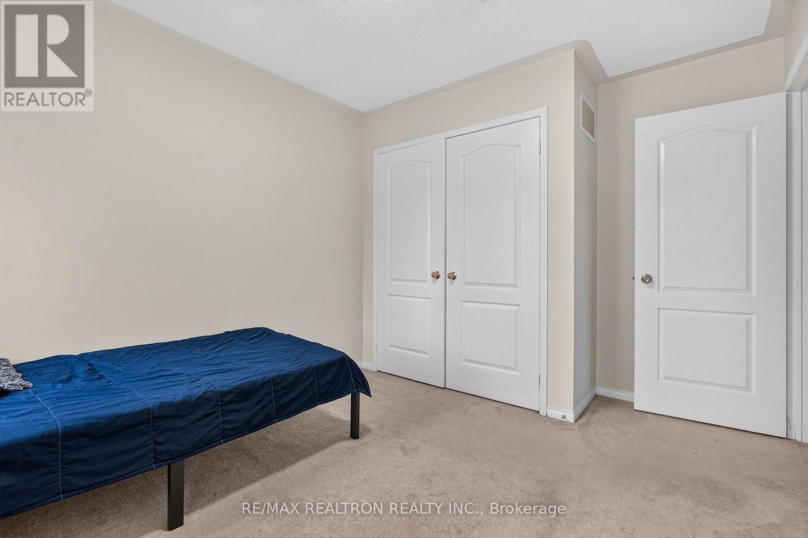 11 Middlecote Drive, Ajax, Ontario  L1T 0A4 - Photo 37 - E14128050