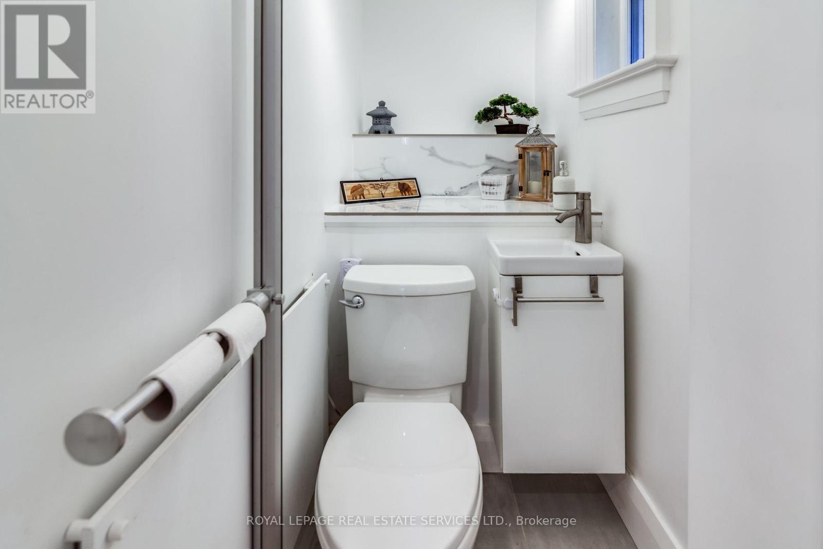 23 Kings Park Boulevard, Toronto, Ontario  M4J 2B7 - Photo 14 - E14128108