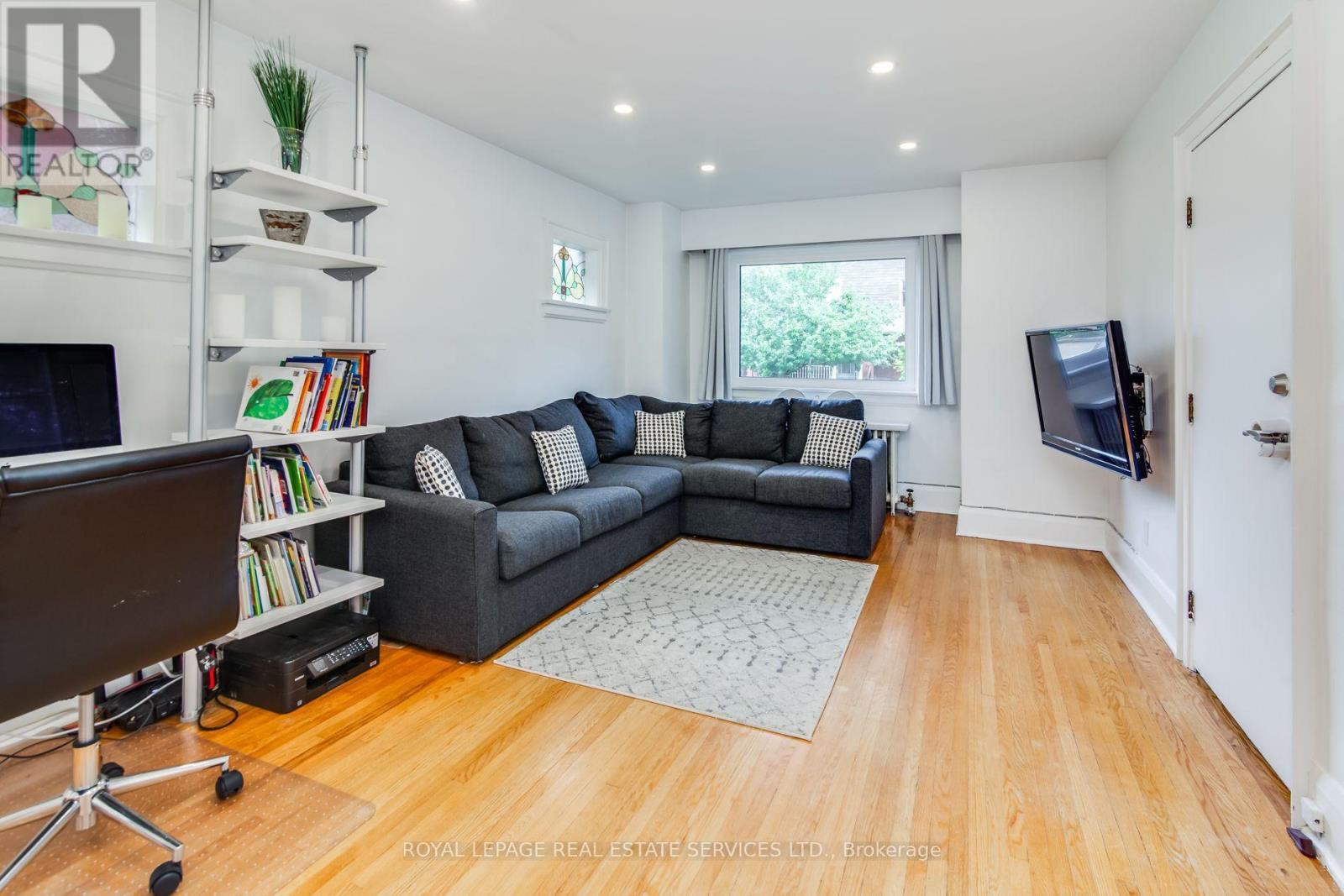 23 Kings Park Boulevard, Toronto, Ontario  M4J 2B7 - Photo 2 - E14128108