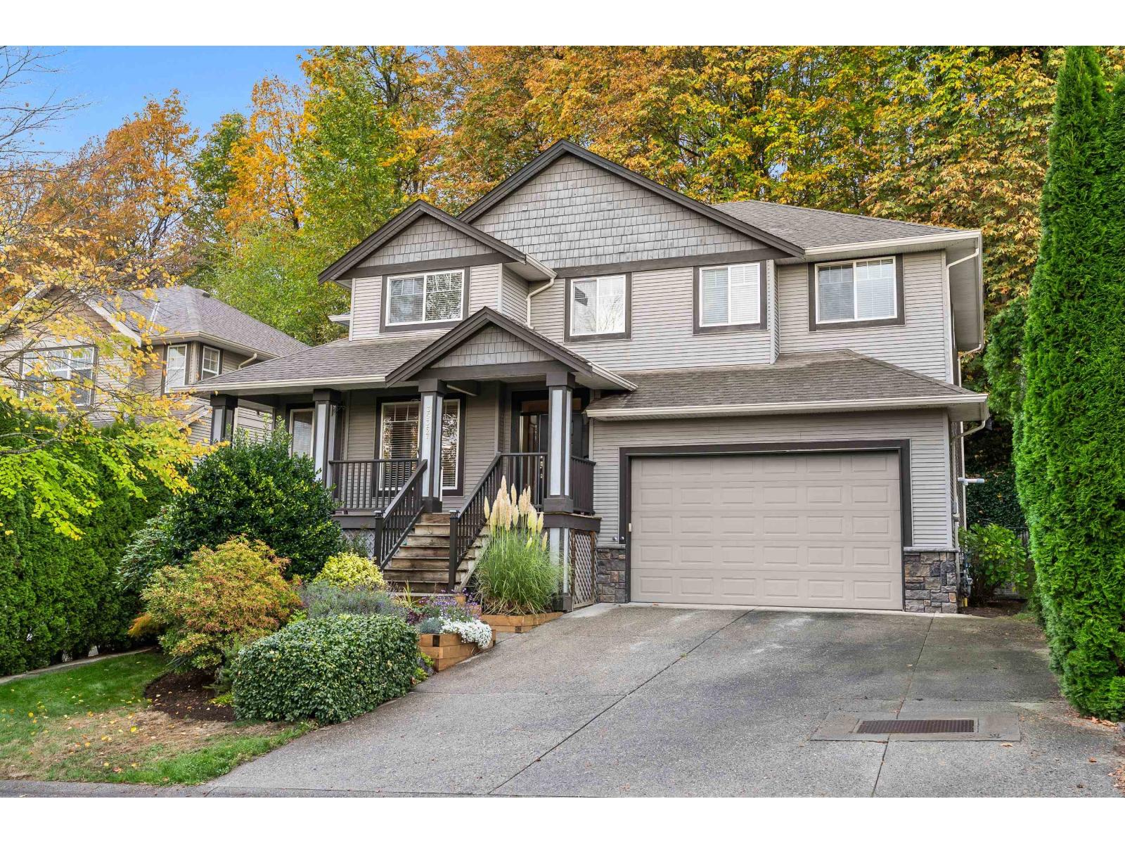35367 Kinloch Place, Abbotsford, British Columbia  V3G 3A8 - Photo 4 - R3178922