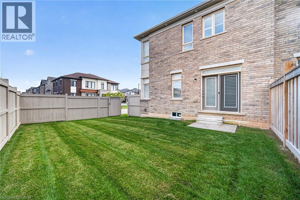 55 Granite Ridge Trail, Waterdown, Ontario  L8B 1Y4 - Photo 32 - 40868988