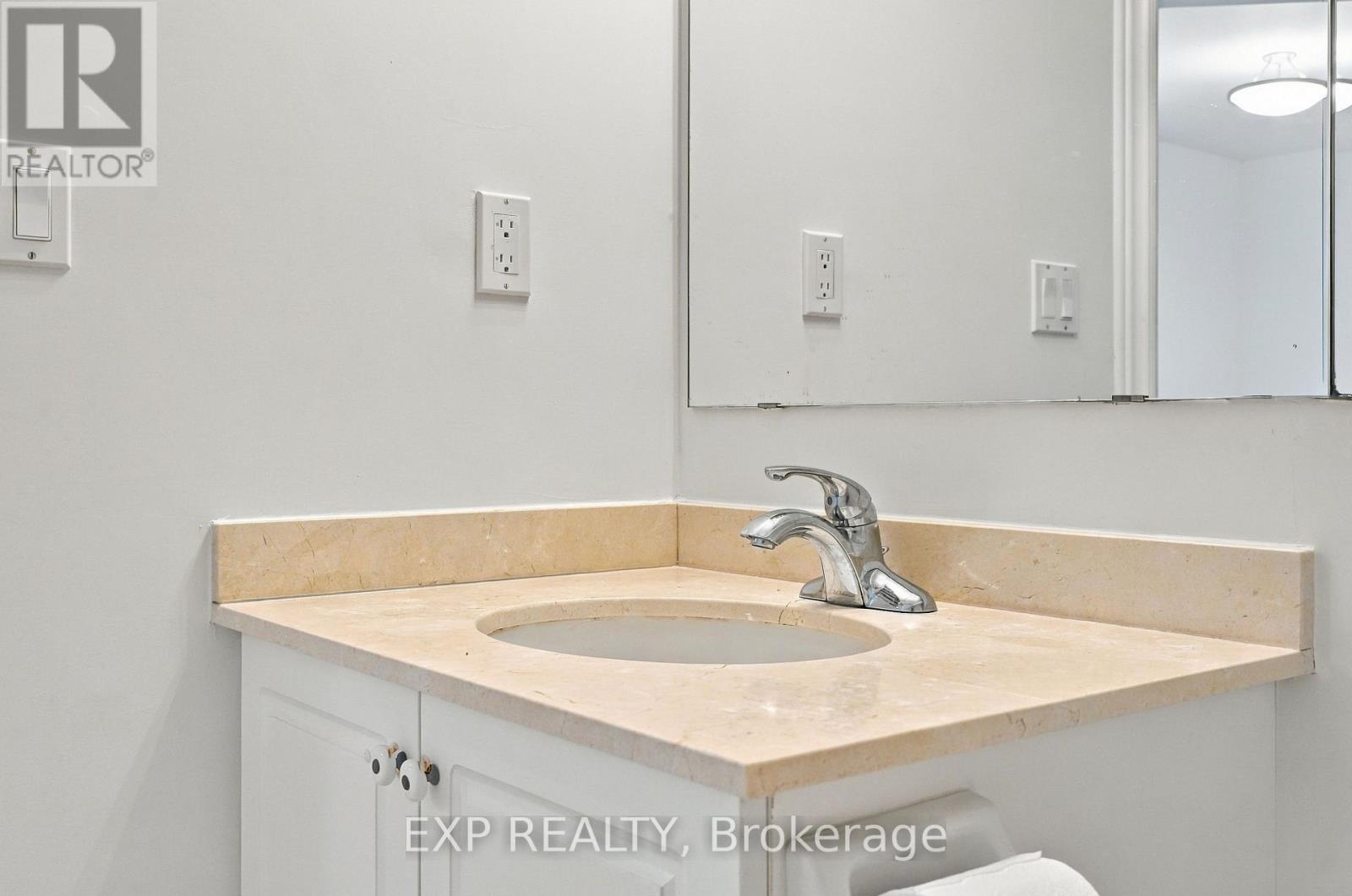 99 - 9133 Bayview Avenue, Richmond Hill (Doncrest), Ontario  L4B 4V7 - Photo 33 - N14128014