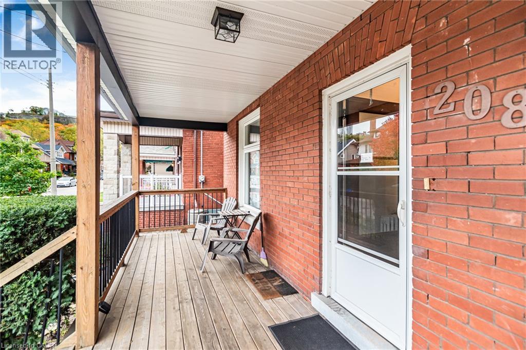 208 Holton Avenue S, Hamilton, Ontario  L8M 2L7 - Photo 4 - 40874516