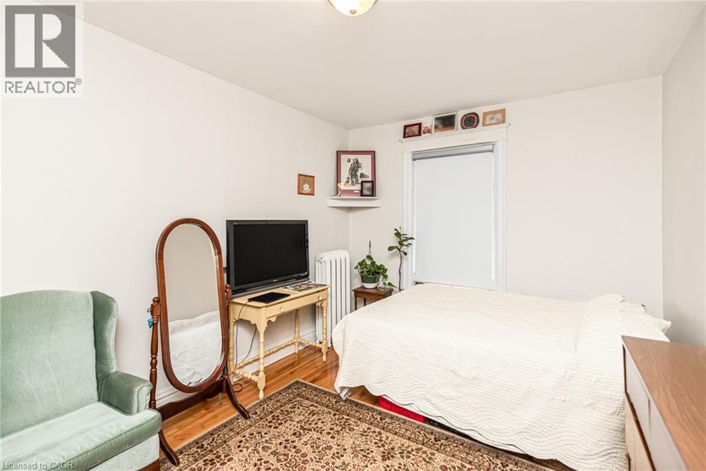 208 Holton Avenue S, Hamilton, Ontario  L8M 2L7 - Photo 23 - 40874516