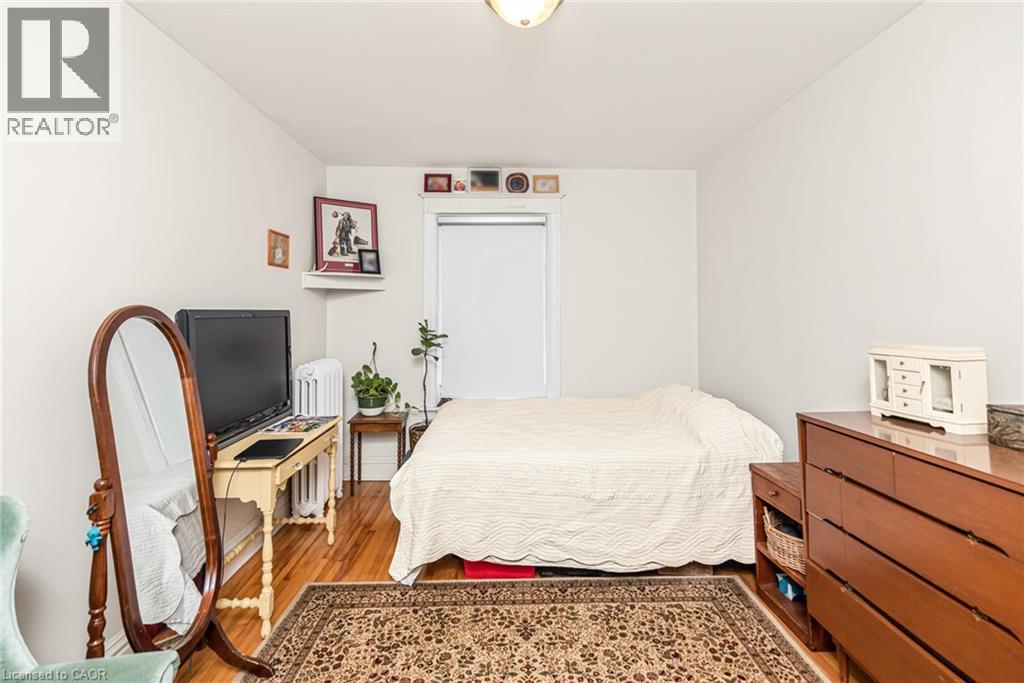 208 Holton Avenue S, Hamilton, Ontario  L8M 2L7 - Photo 34 - 40874516