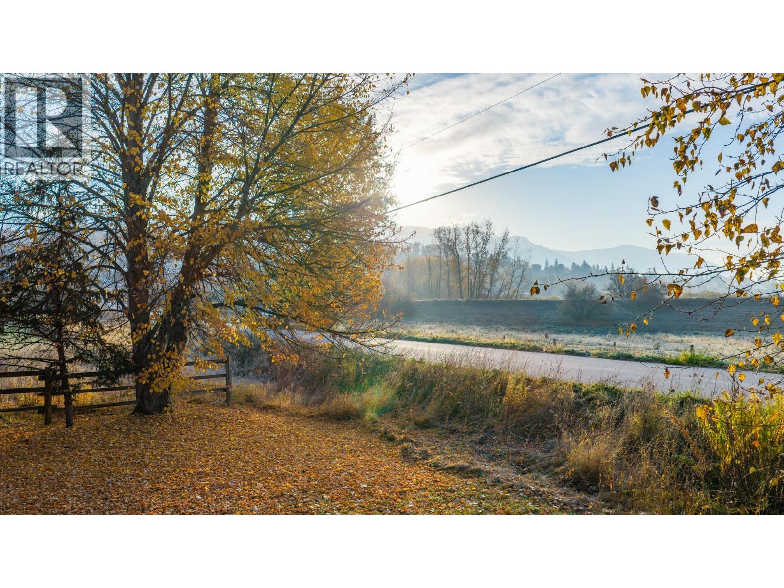 306 Kootenay River Road, Creston, British Columbia  V0B 1C1 - Photo 35 - 10404493