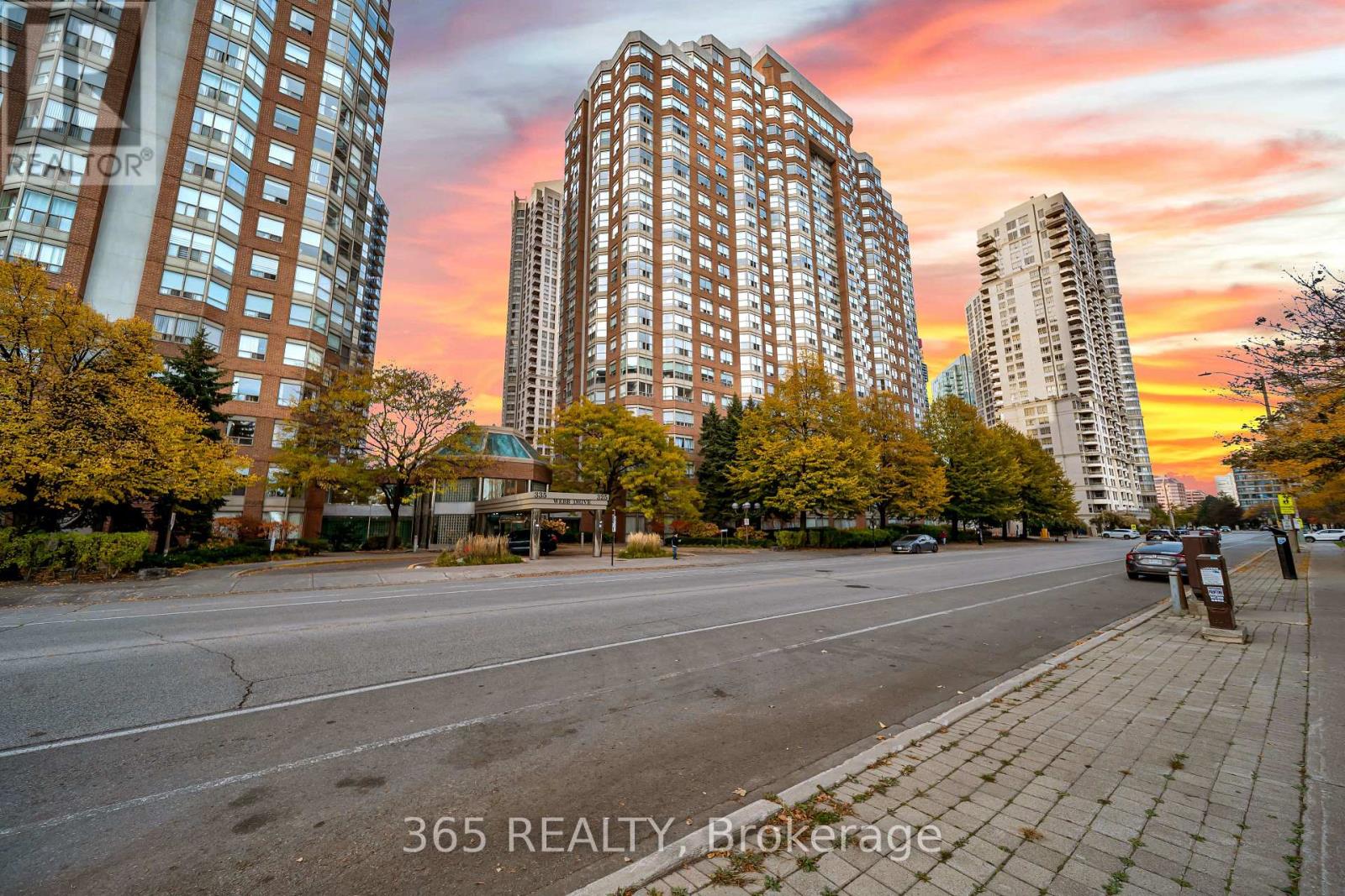 801 - 325 WEBB DRIVE, Mississauga, Ontario