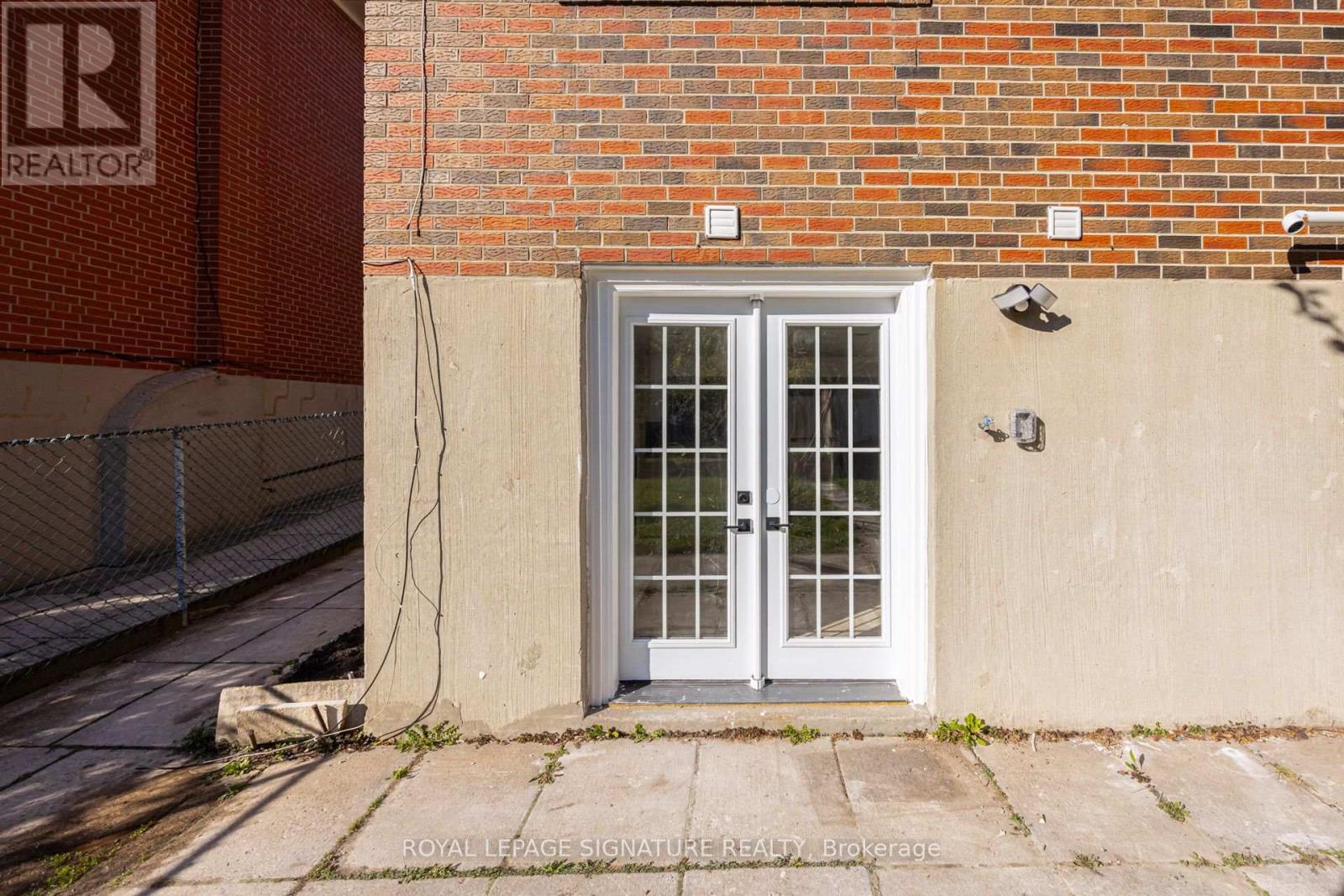 Bsmt - 135 Cabana Drive, Toronto, Ontario  M9L 1L1 - Photo 2 - W14128068