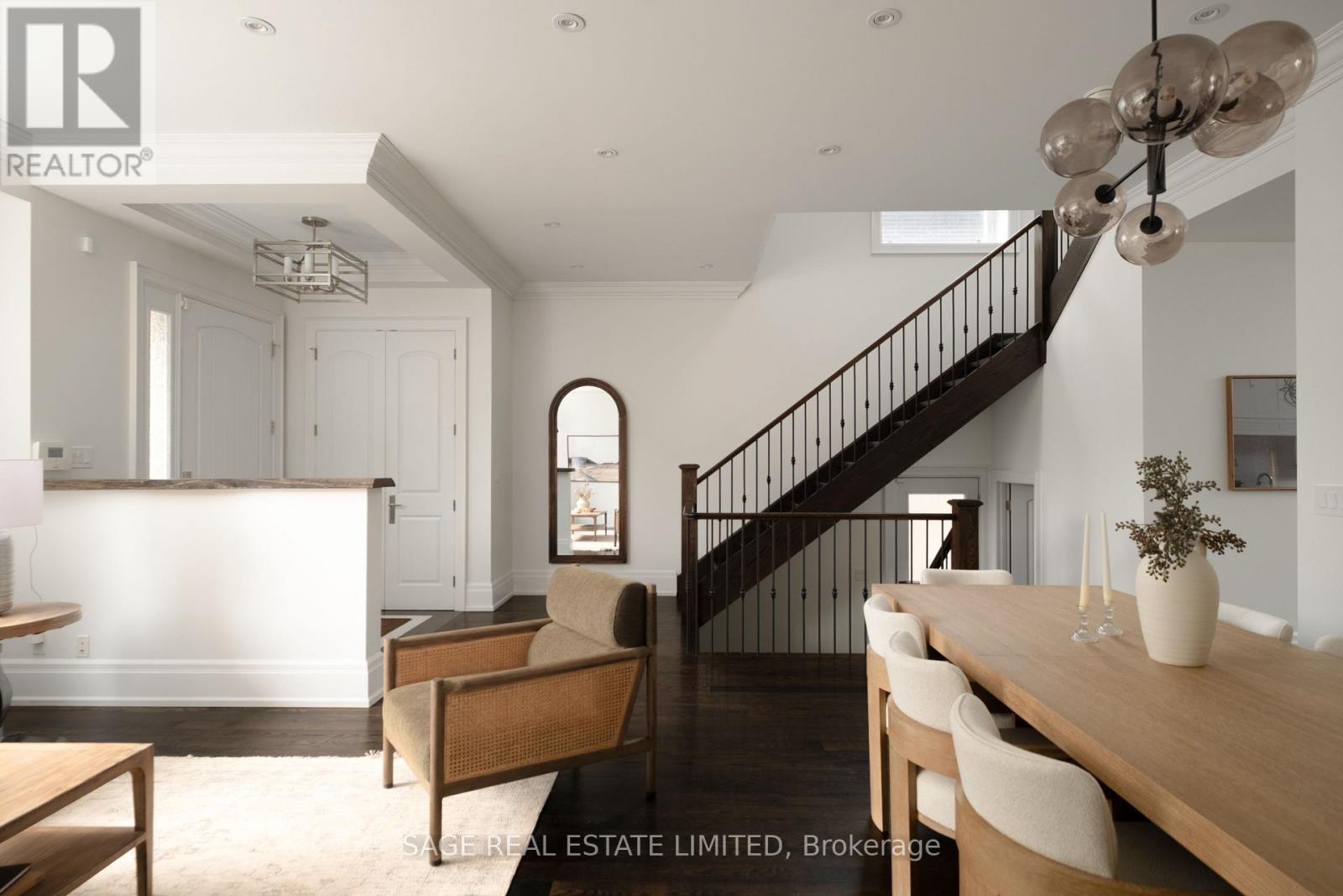22 Lesmar Drive, Toronto, Ontario  M9B 2V1 - Photo 7 - W14128104