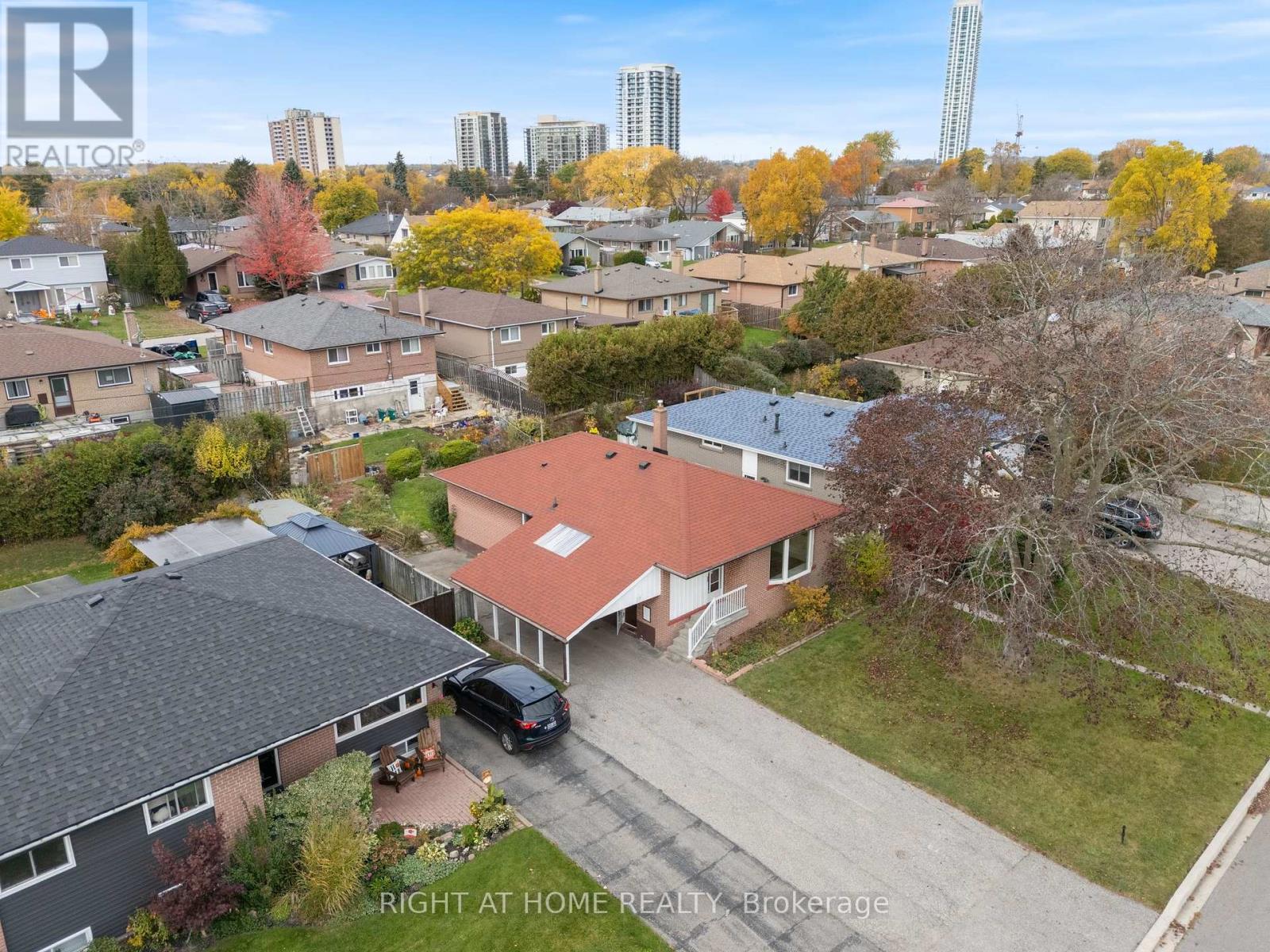 874 Grenoble Boulevard, Pickering, Ontario  L1W 1T8 - Photo 35 - E14126934