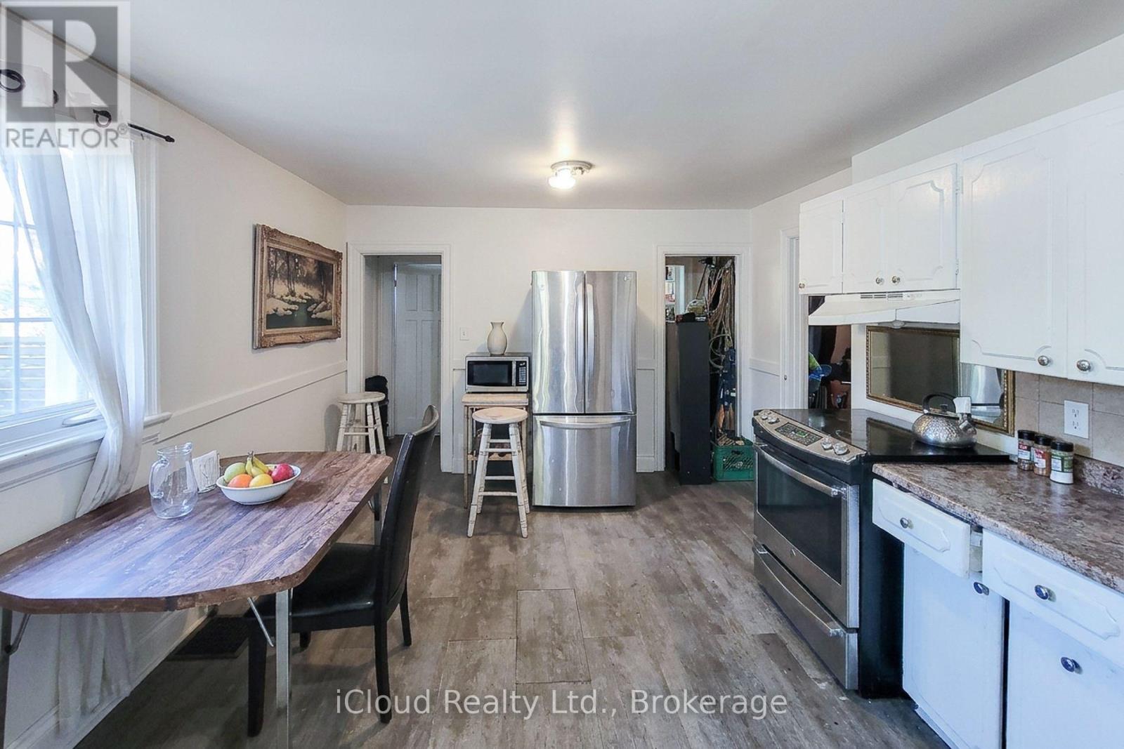 39 Princess Street, Hamilton, Ontario  L8L 3K7 - Photo 3 - X14127928