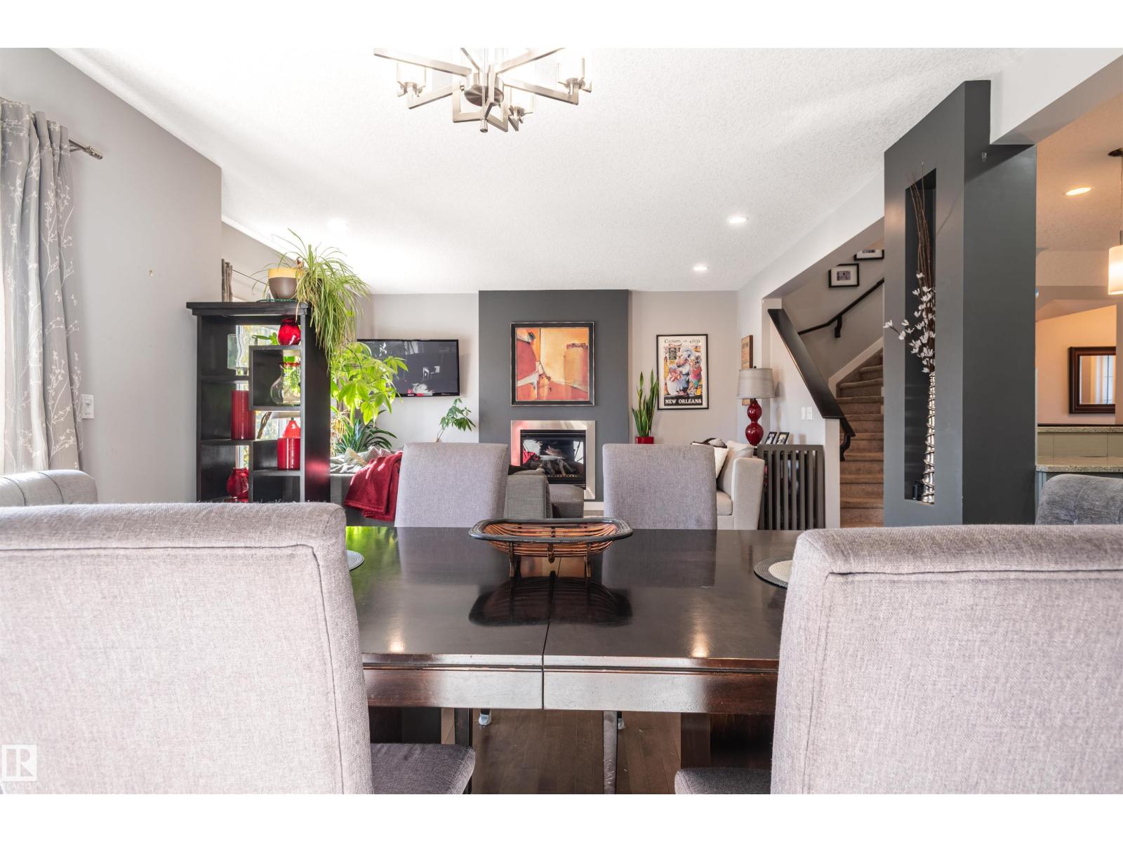 21837 95A AV NW
