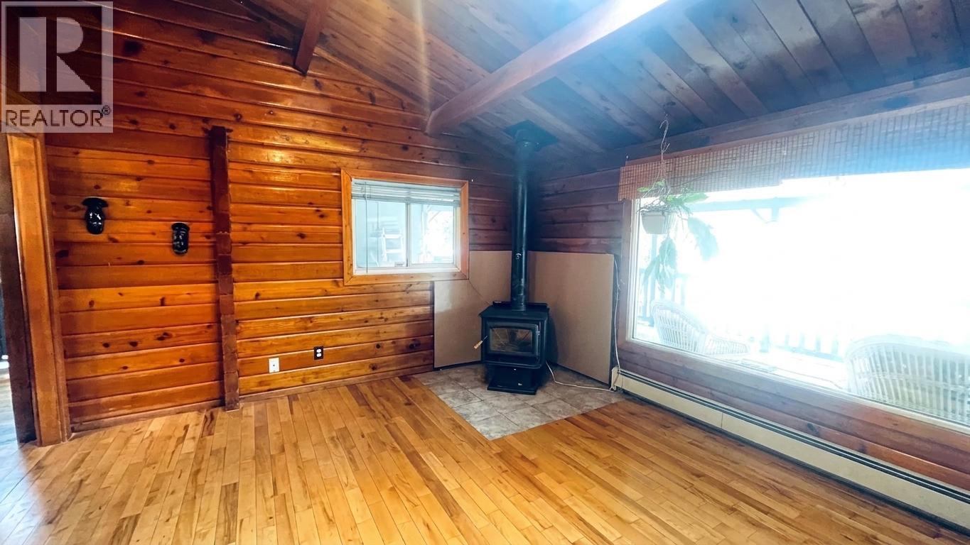 2513 Irvine Avenue, Merritt, British Columbia  V1K 1H4 - Photo 9 - 10399068
