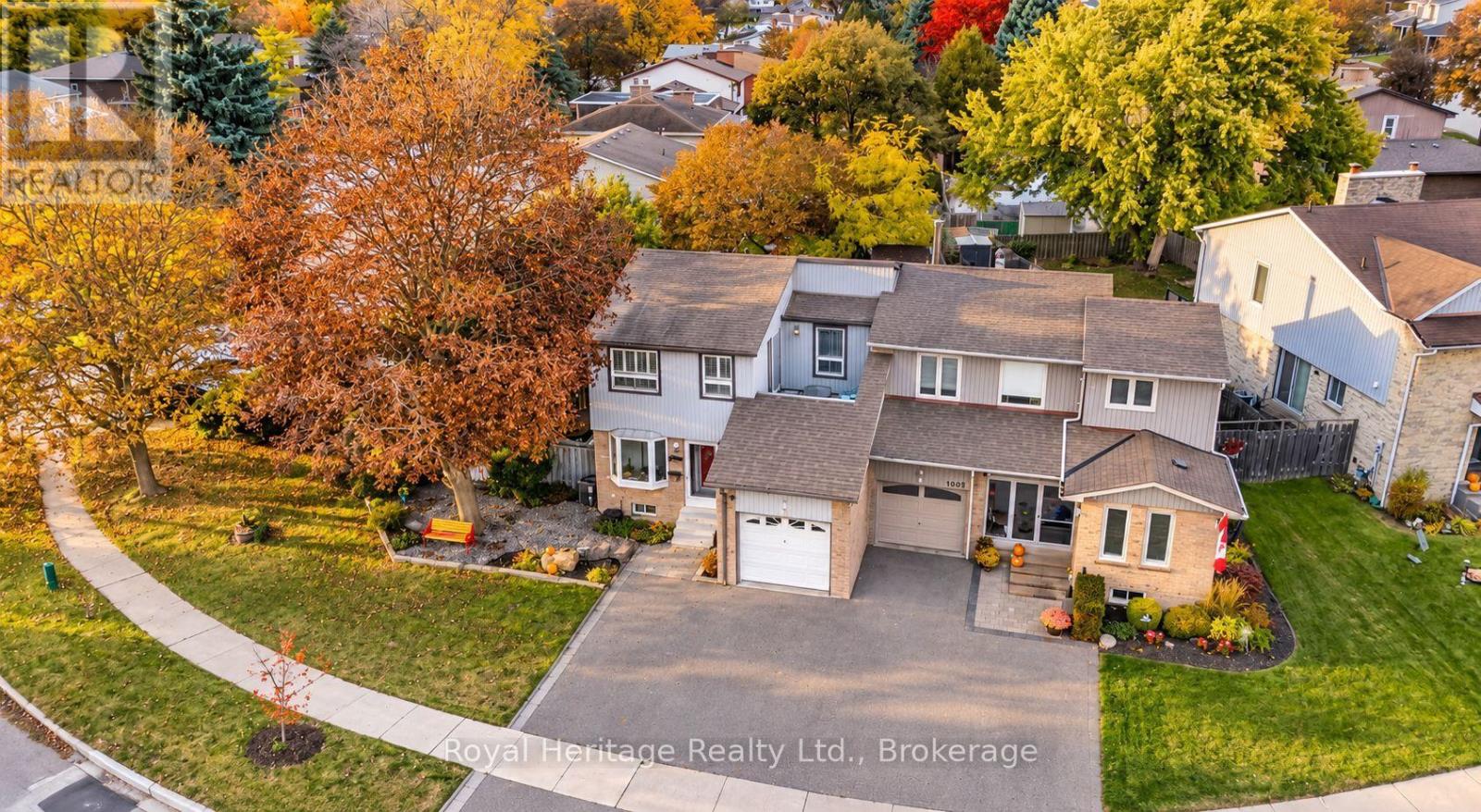 1795 Bronte Square, Pickering, Ontario  L1V 3C1 - Photo 4 - E14128218